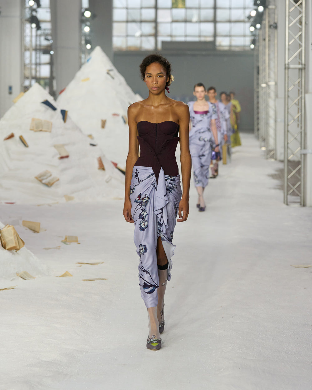 AM_SS26_010.jpg__PID:0d3a8cc8-dfdd-48ea-a45a-1d3e3f536429