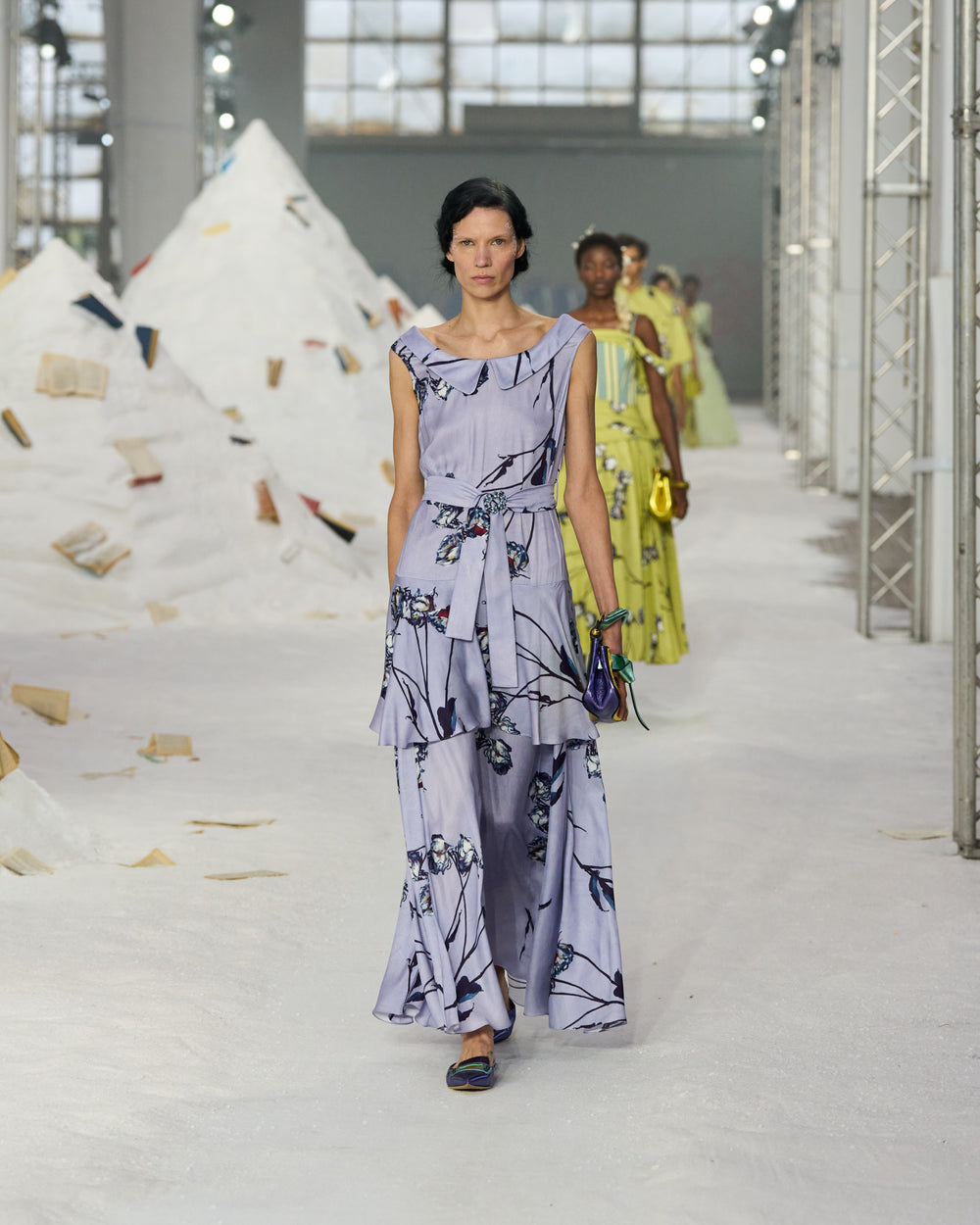 AM_SS26_013.jpg__PID:b381bce6-96c2-4b14-8b4e-076e18edfe03