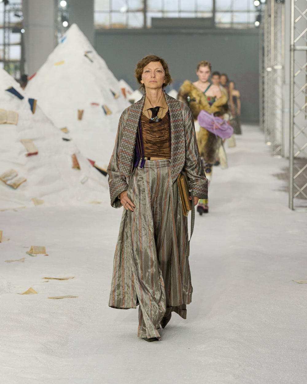 AM_SS26_026.jpg__PID:920a6cc9-dc96-4838-91c2-b84307b6d48a