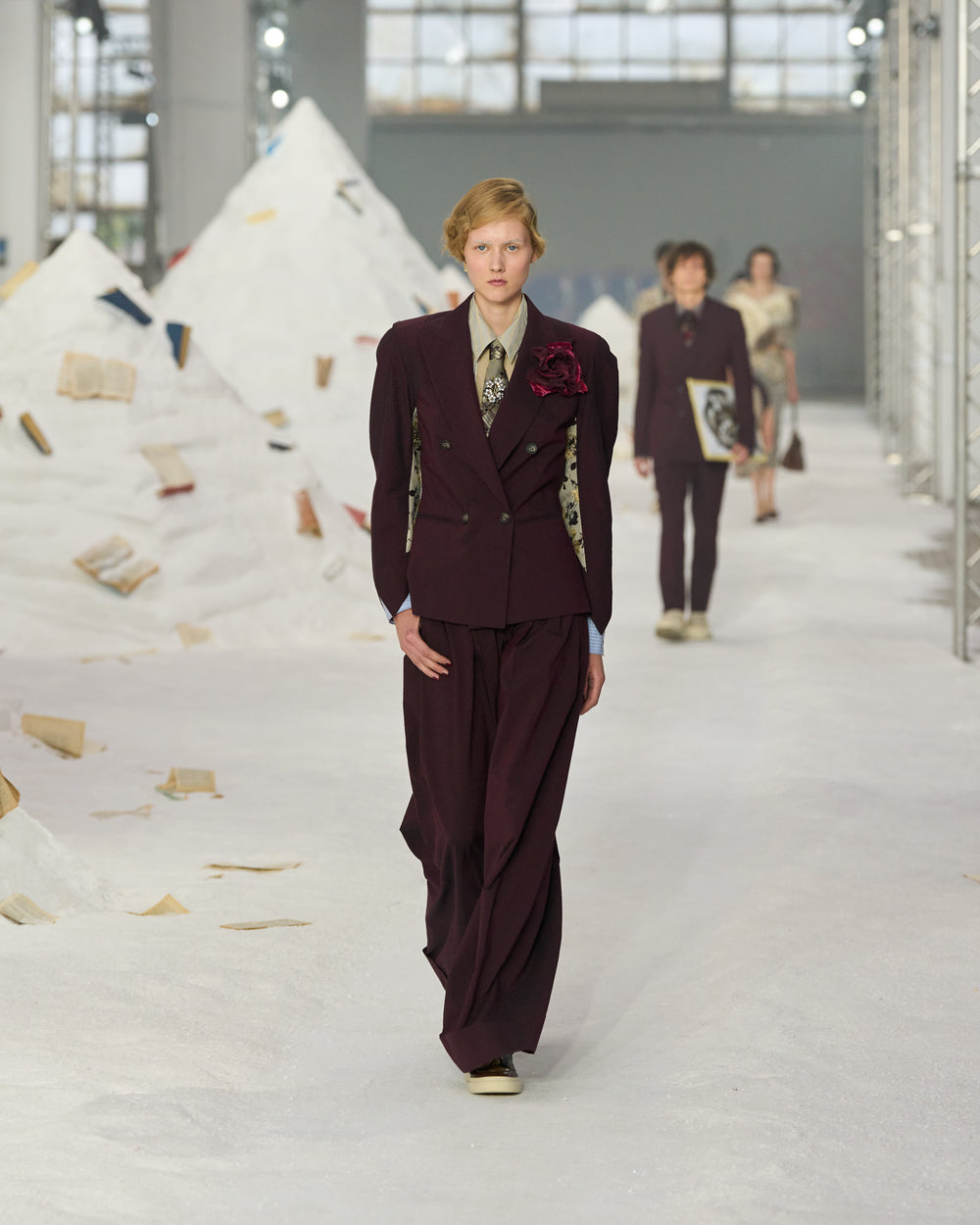 AM_SS26_032.jpg__PID:24fda5c1-c2b5-411c-98dd-1b65baef5909