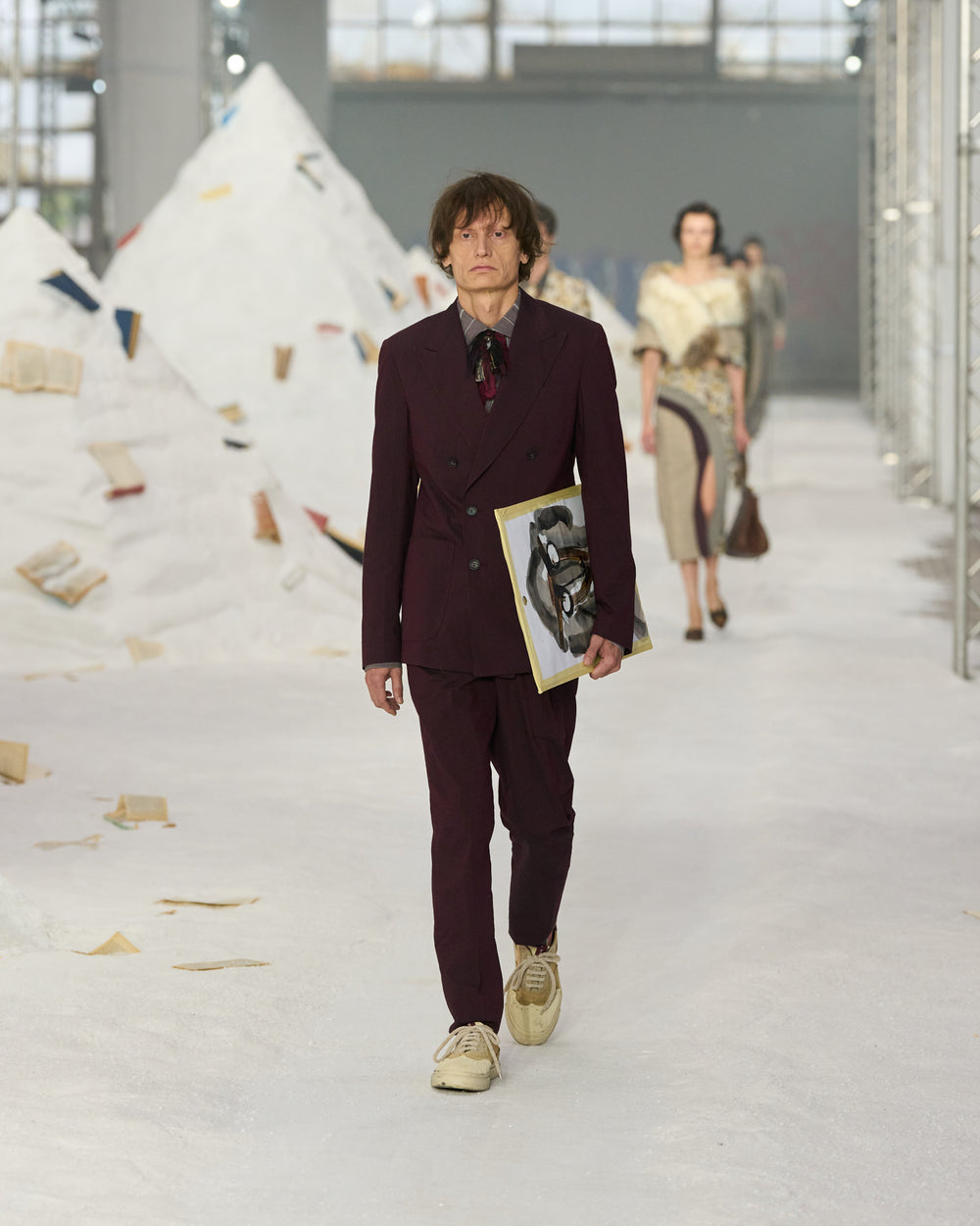 AM_SS26_033.jpg__PID:43ec24fd-a5c1-42b5-911c-d8dd1b65baef