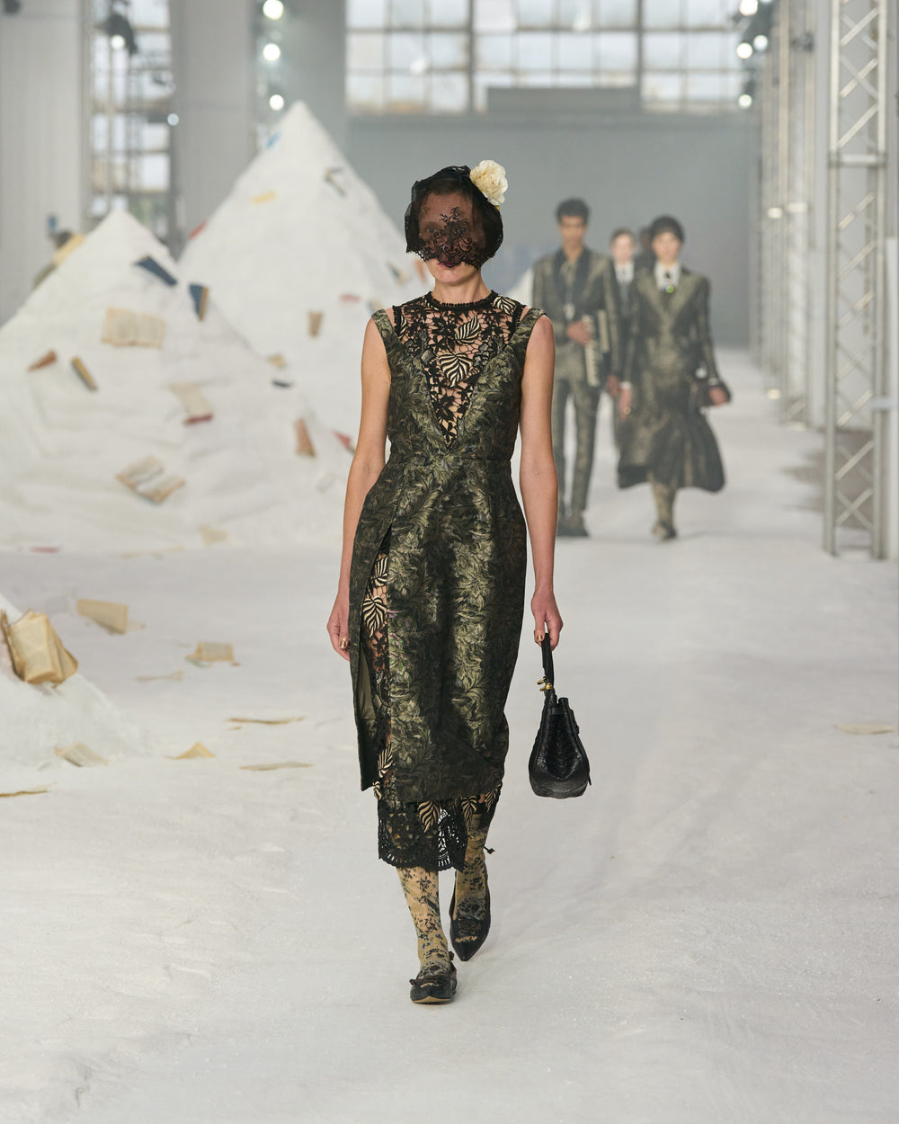 AM_SS26_068.jpg__PID:061ee660-7716-4ae2-9193-33c398a0976f