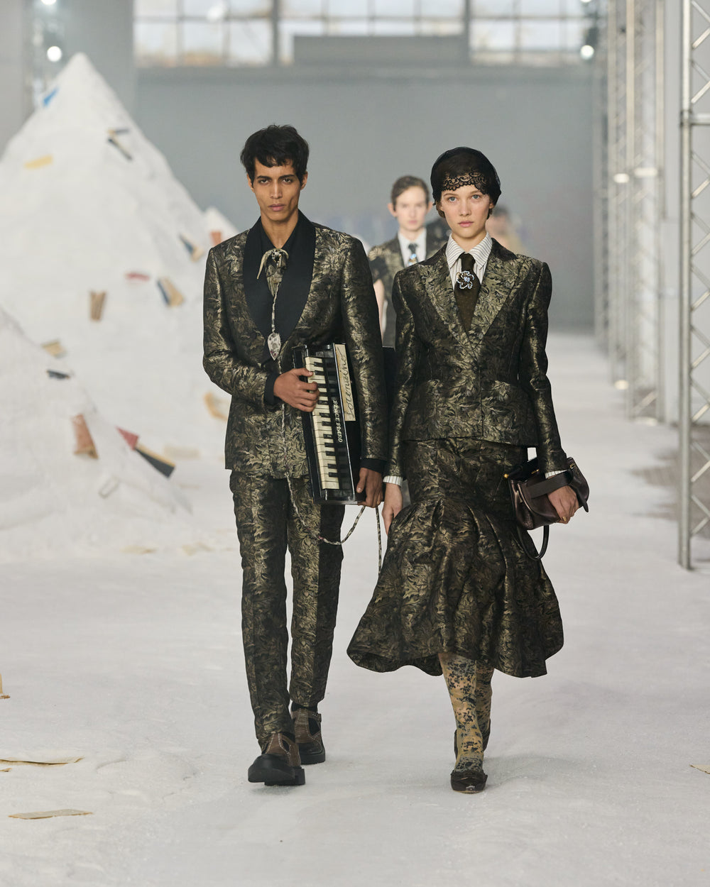 AM_SS26_069.jpg__PID:b269febf-a762-4457-9409-5928acf41397