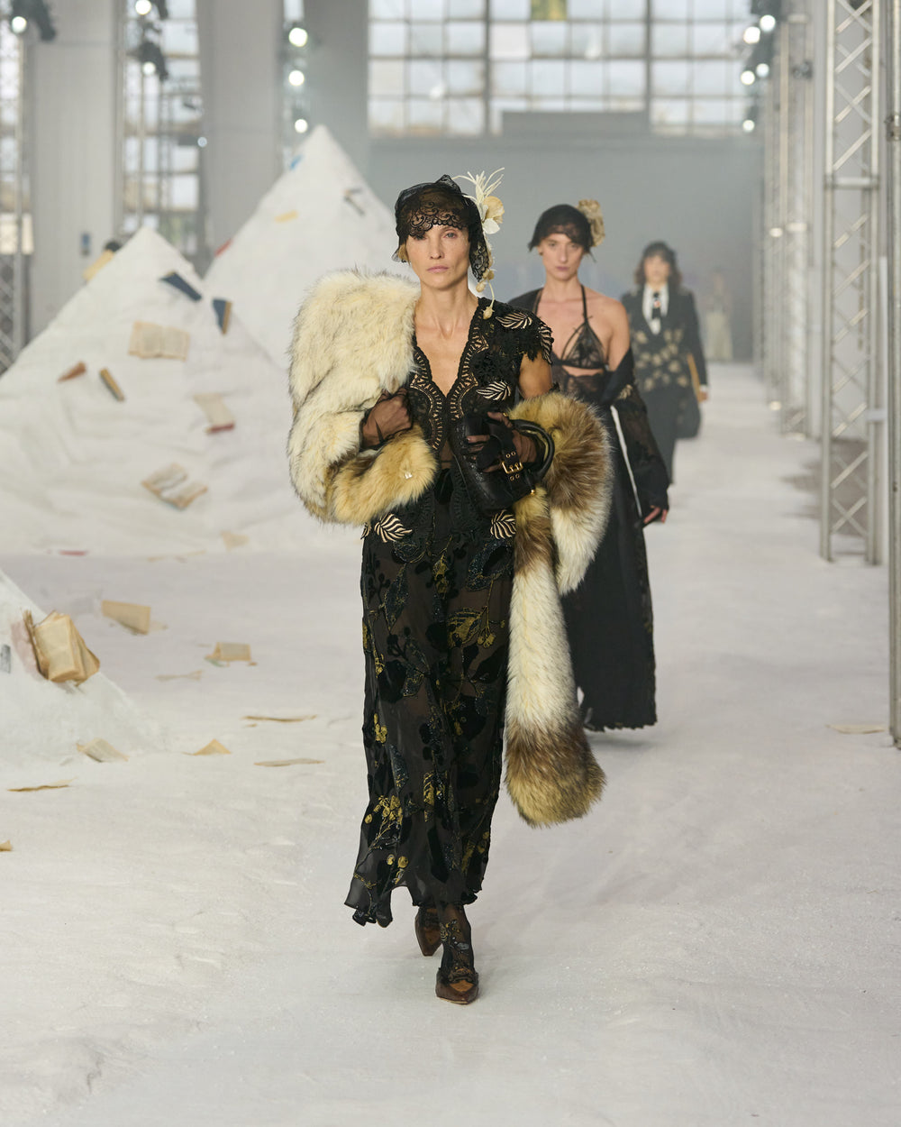 AM_SS26_074.jpg__PID:6a470661-2704-4aed-a5f5-2c4a73e48909