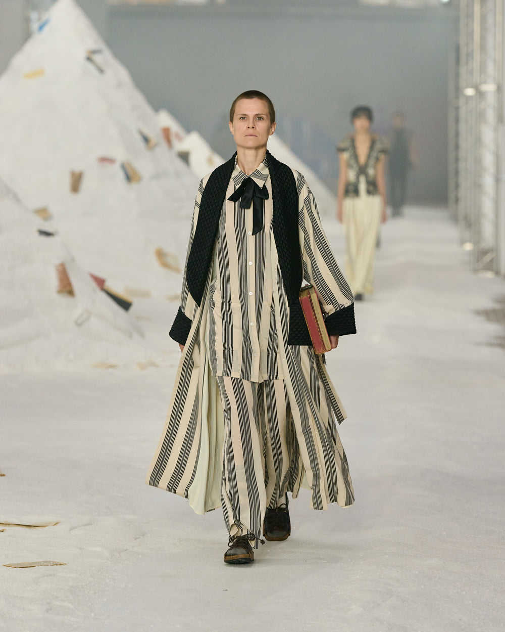 AM_SS26_078.jpg__PID:5c635927-f771-4324-a41c-65e6a7f48c02