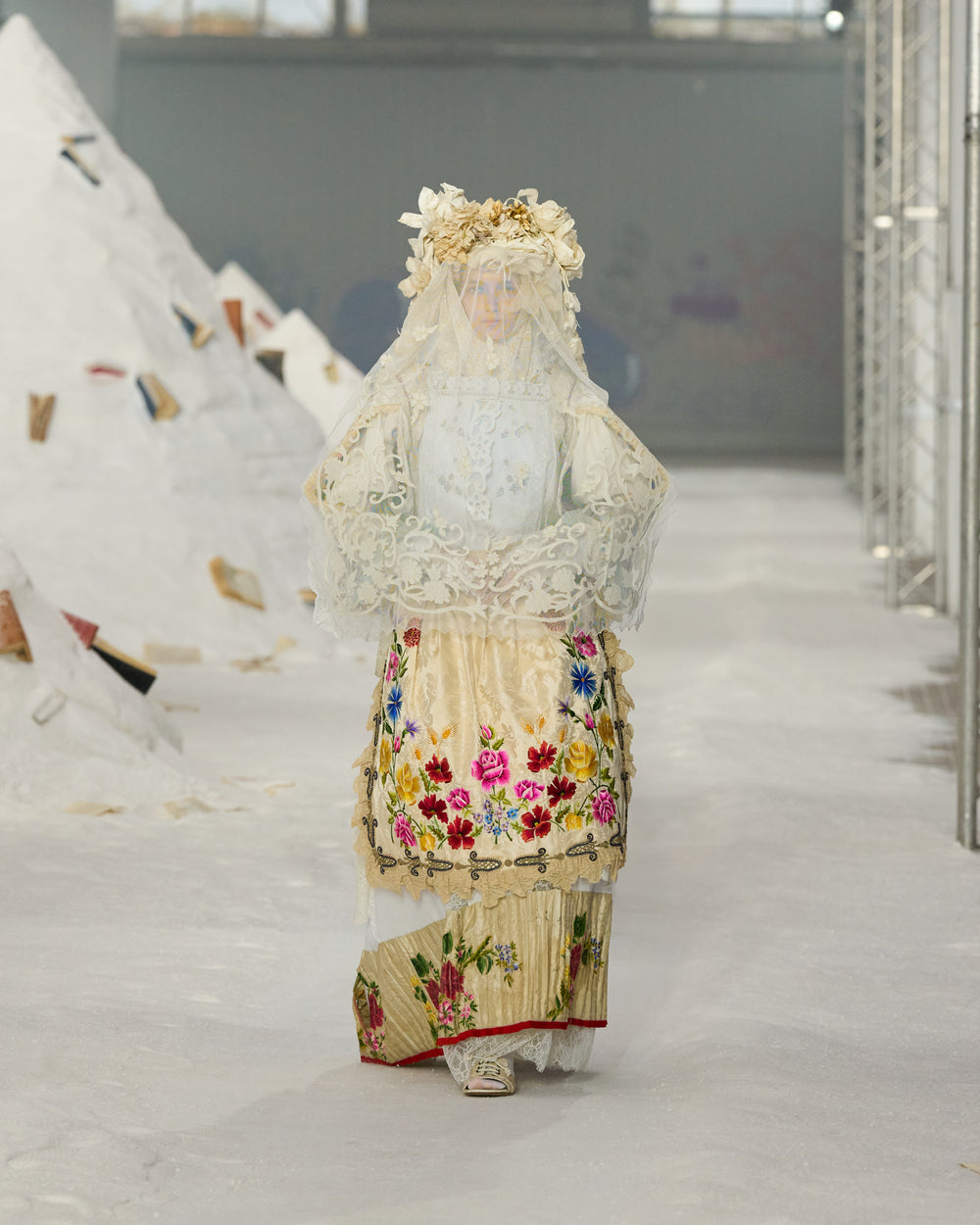 AM_SS26_093.jpg__PID:9d99c40a-7b98-4691-87c2-03ff36c96171