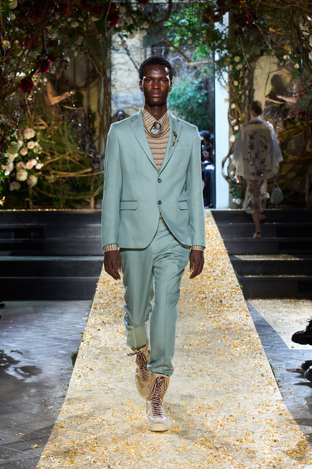 ANTONIO MARRAS RUNWAY 012.jpg__PID:5daa07c8-db36-46a5-83d6-be30de9a73ac