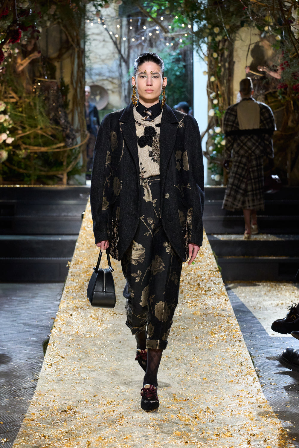 ANTONIO MARRAS RUNWAY 026.jpg__PID:85b1f107-41cd-48a7-9385-32a21f1ccaf5