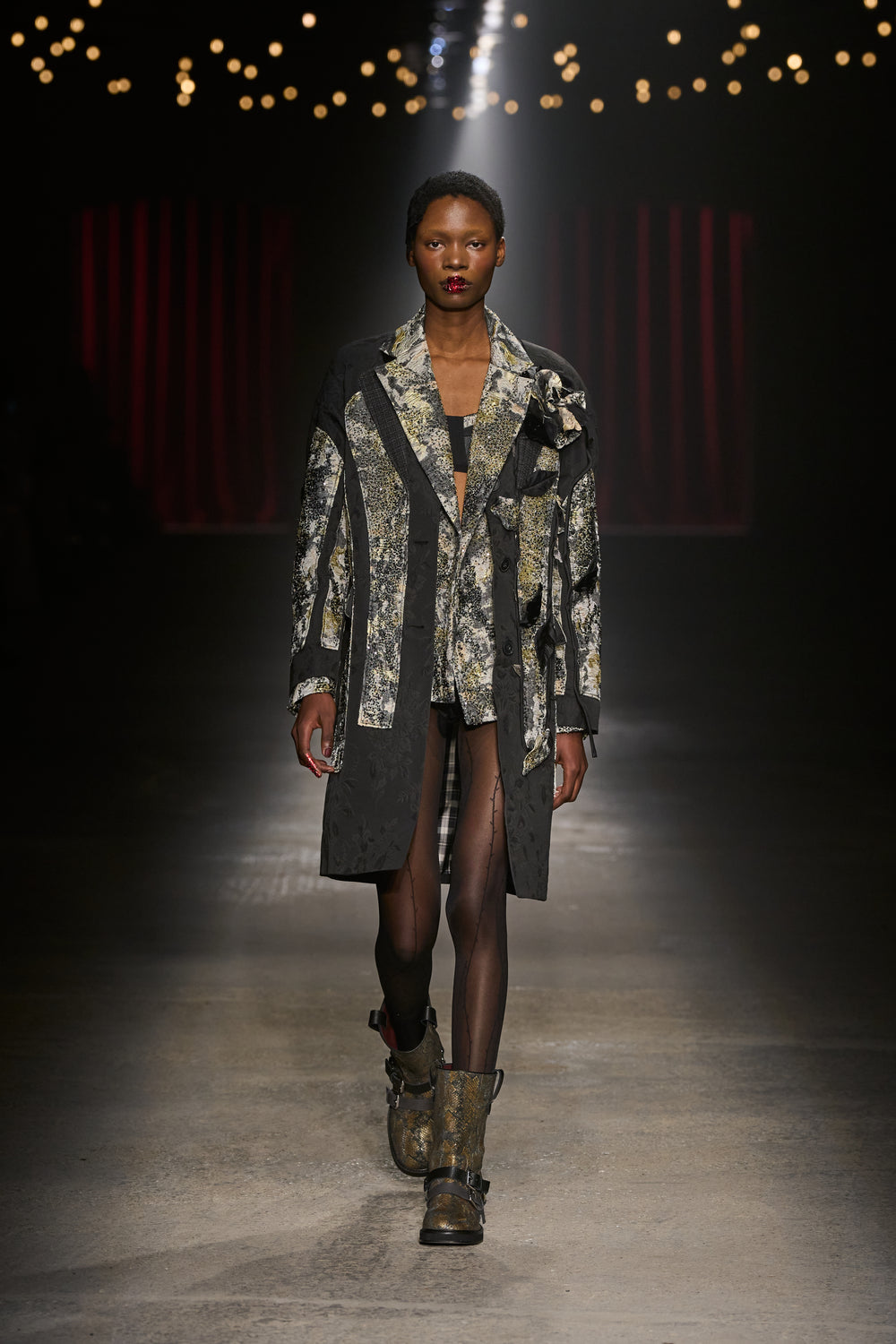 Antonio Marras F25 LOOK 33.jpg__PID:8f3154a6-38d0-45c6-b59f-8d7ff30f8048