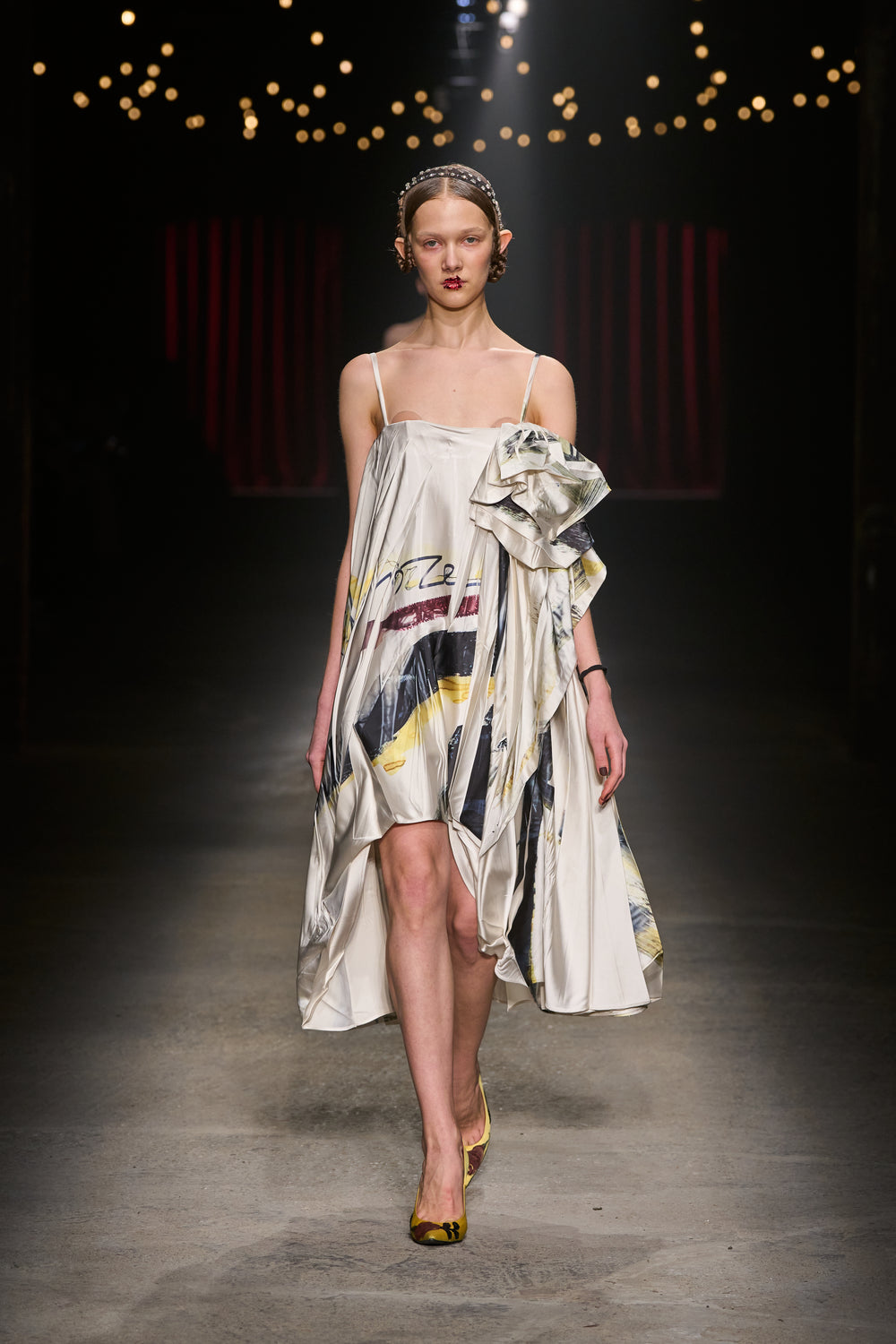 Antonio Marras F25 LOOK 84.jpg__PID:08918098-1ccc-4126-b94a-4923d856cb71