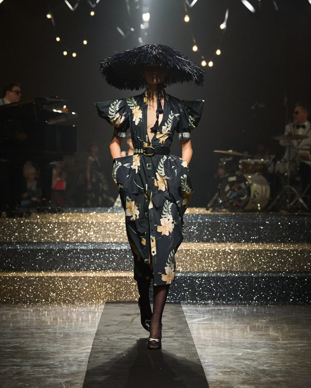 Antonio_Marras_SS25_front_looks_005.jpg__PID:76a4a318-4983-460e-993e-1662289eb26d