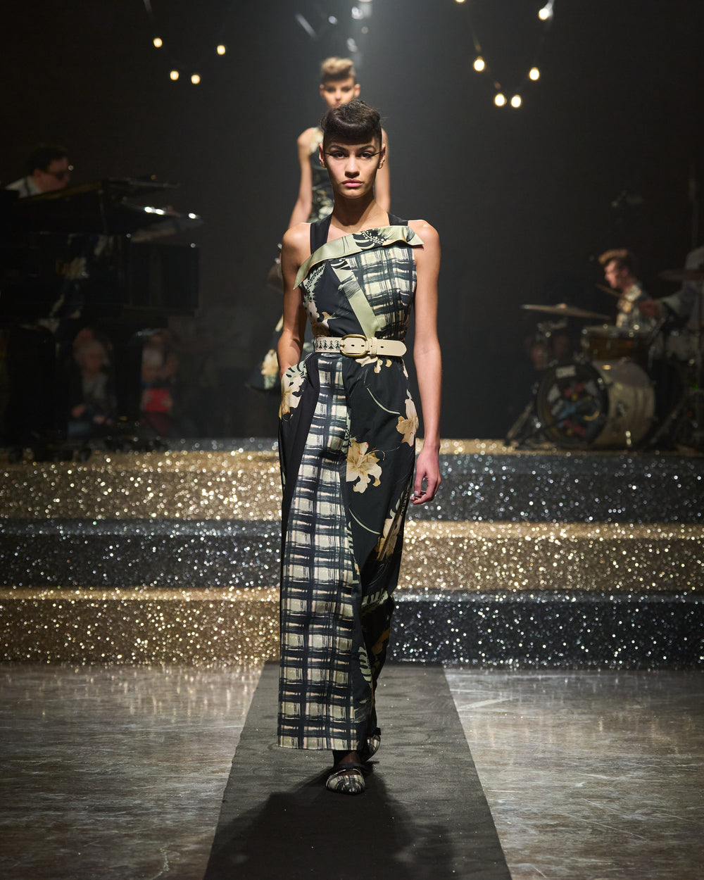 Antonio_Marras_SS25_front_looks_006.jpg__PID:a4a31849-8376-4e99-be16-62289eb26d47