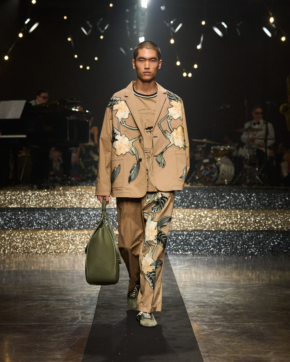 Antonio_Marras_SS25_front_looks_014.jpg__PID:3e166228-9eb2-4d47-8e00-45e1af041f15