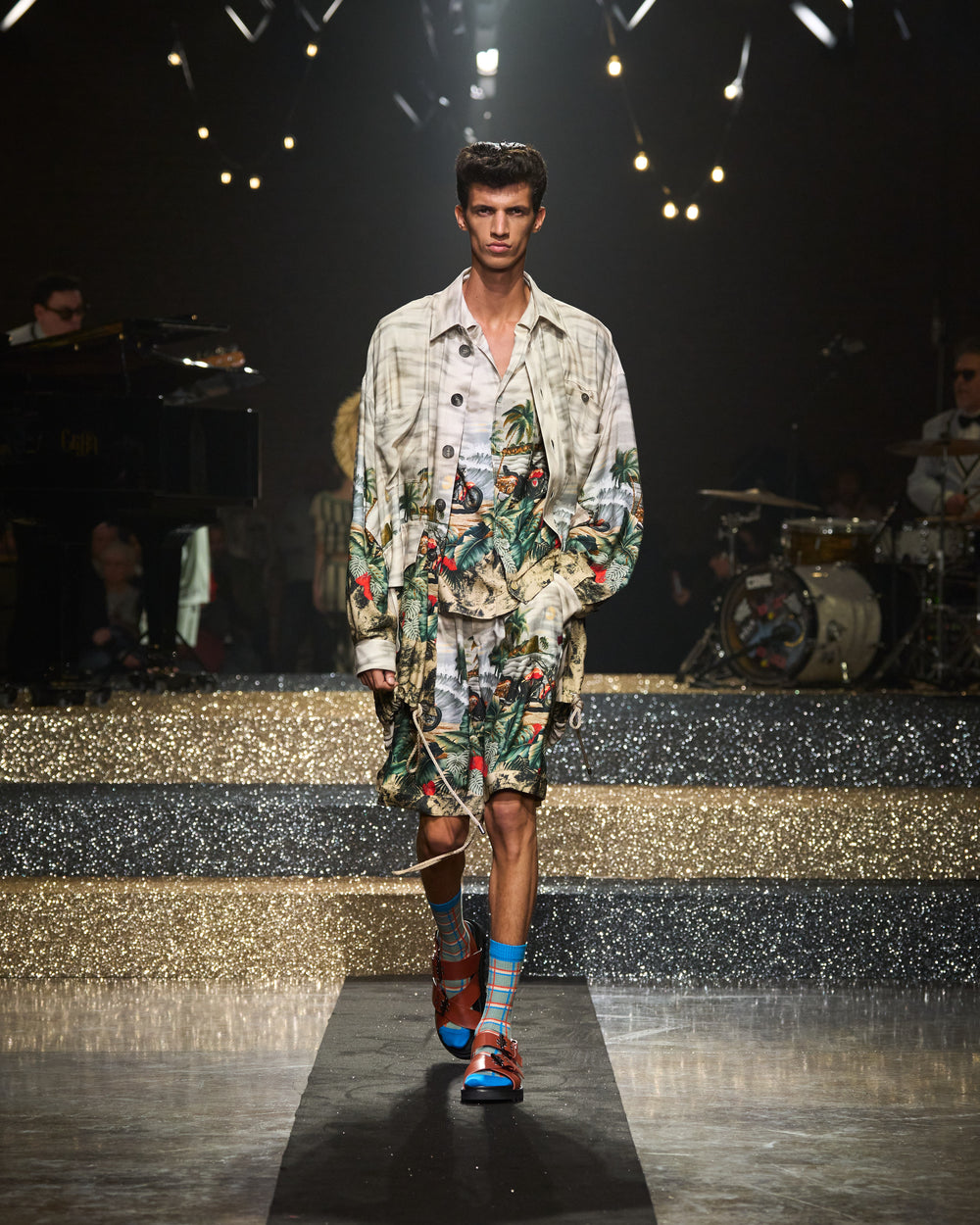 Antonio_Marras_SS25_front_looks_019.jpg__PID:b26d47ce-0045-41af-841f-15e801c3db01