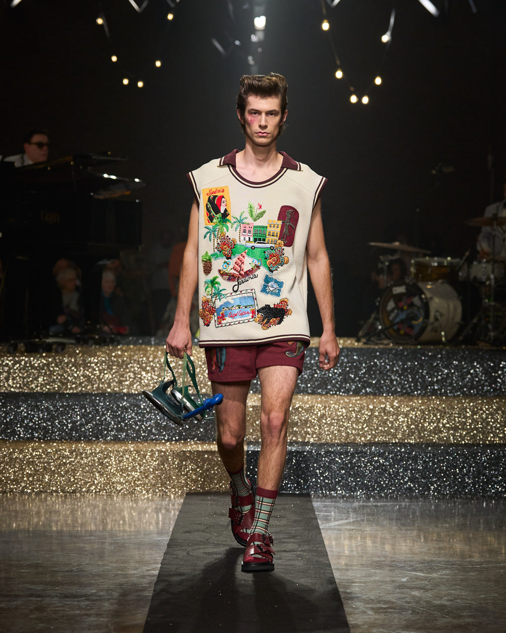 Antonio_Marras_SS25_front_looks_031.jpg__PID:01c3db01-f0ab-4a6c-87f7-03b5c9d50de7