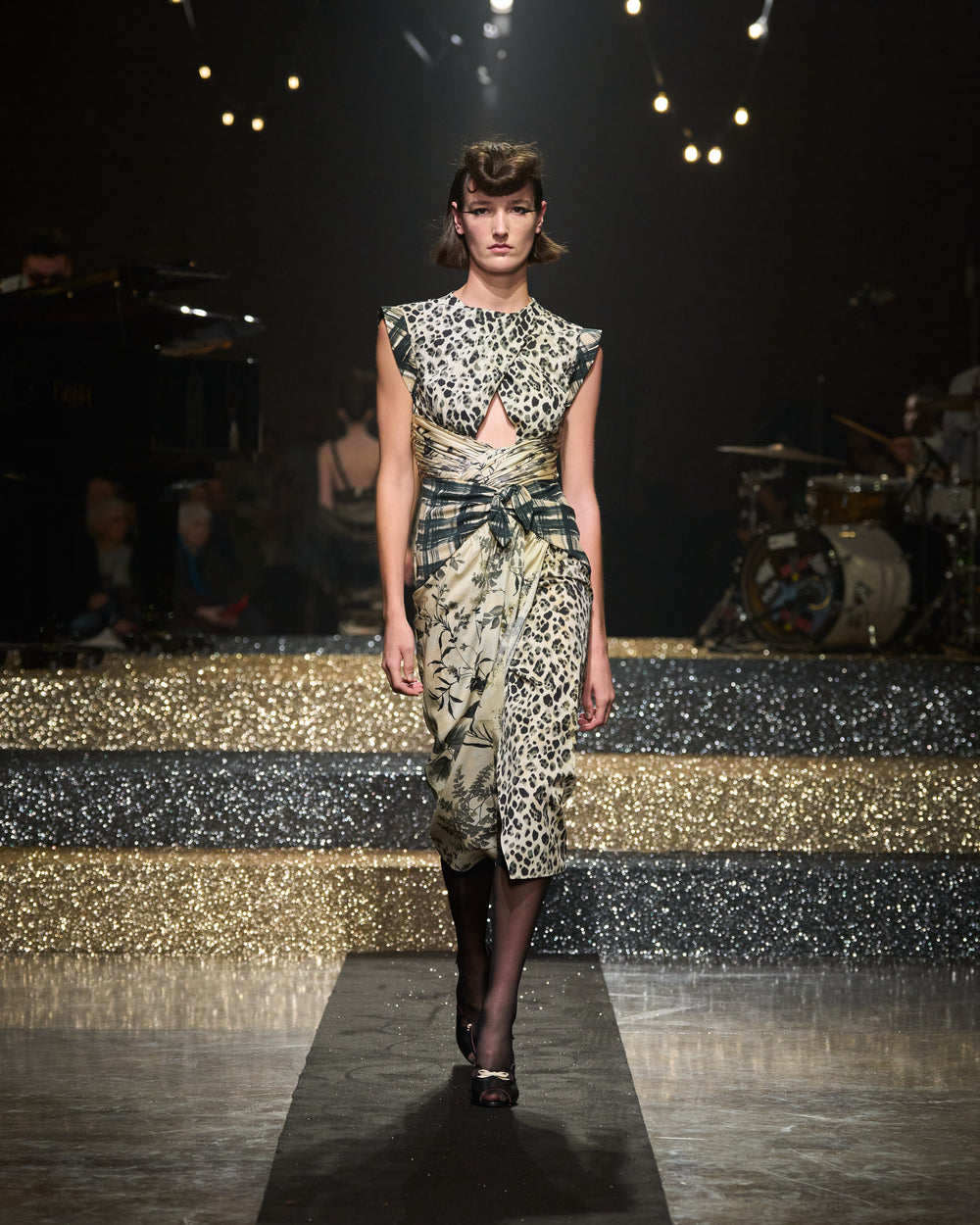 Antonio_Marras_SS25_front_looks_050.jpg__PID:48697b2f-ae8c-4342-ab8c-28b4c7659099