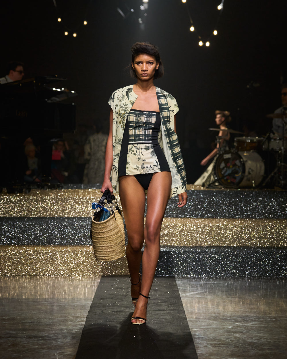 Antonio_Marras_SS25_front_looks_067.jpg__PID:f4729104-f304-4770-af90-d67679cdc7e4