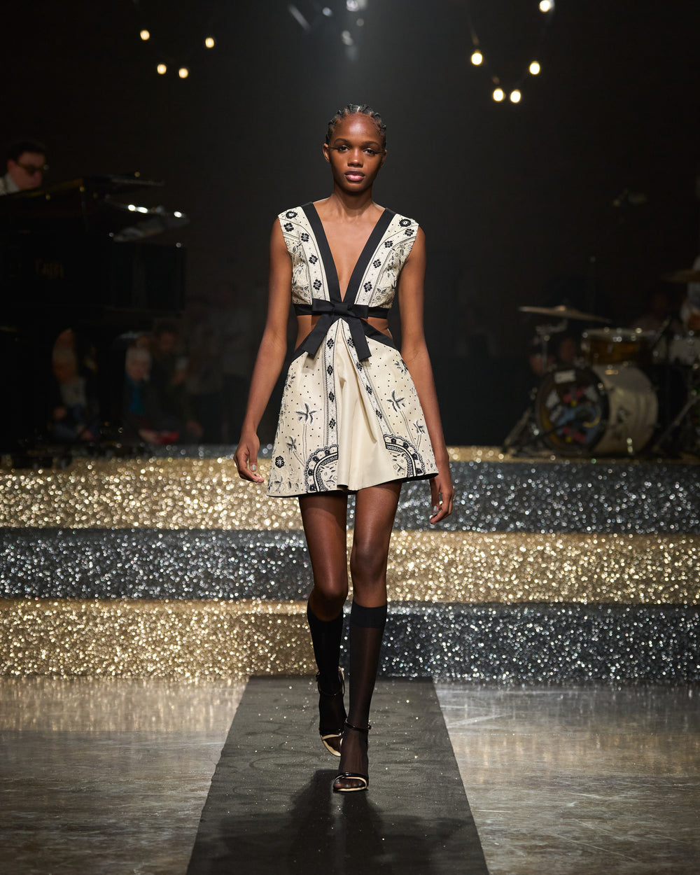 Antonio_Marras_SS25_front_looks_080.jpg__PID:cdc7e465-7122-4f9c-8953-a2308c30d583