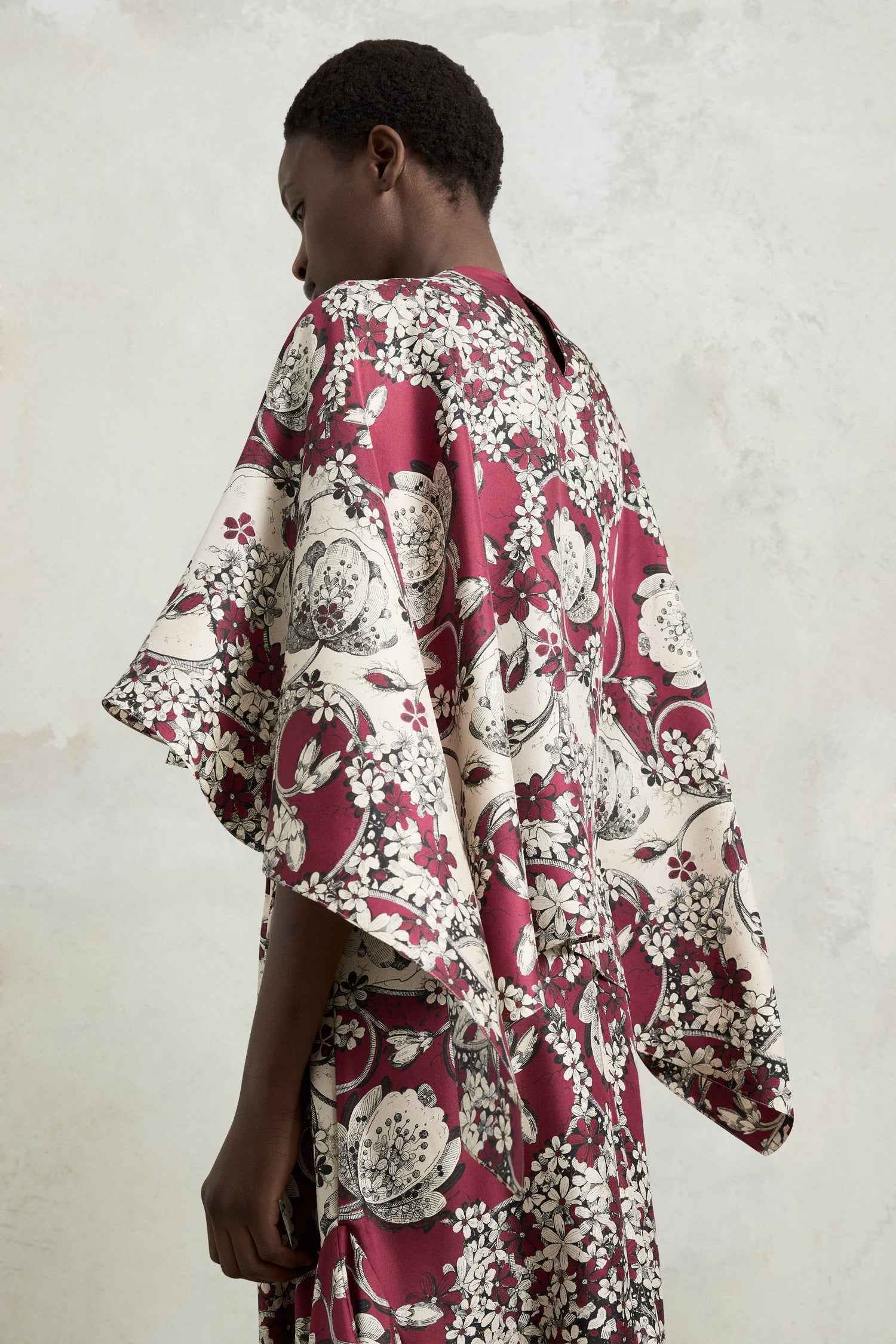 Abito in seta con stampa foulard