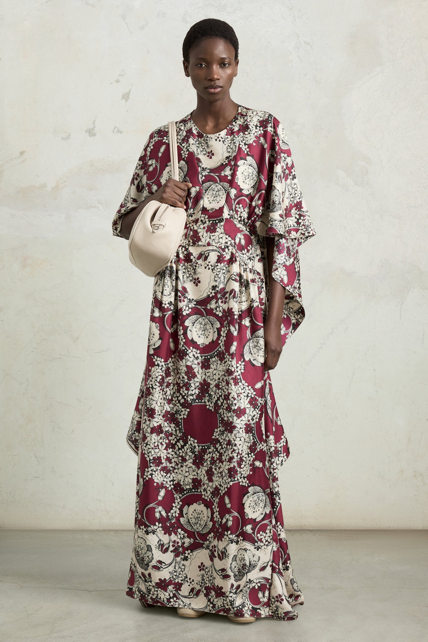 Abito in seta con stampa foulard