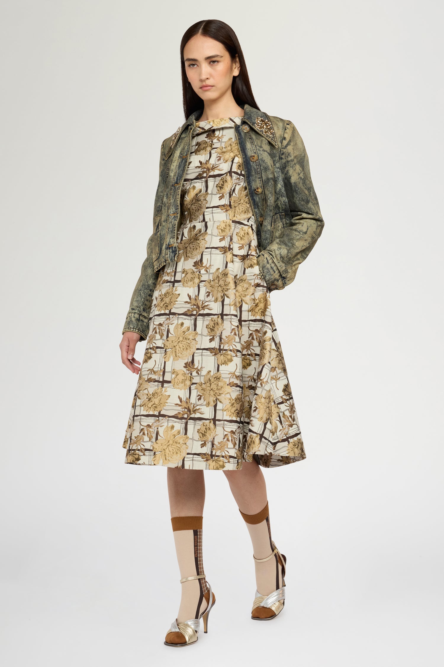 Abito Midi Broccato Floreale Scollo sul Retro
