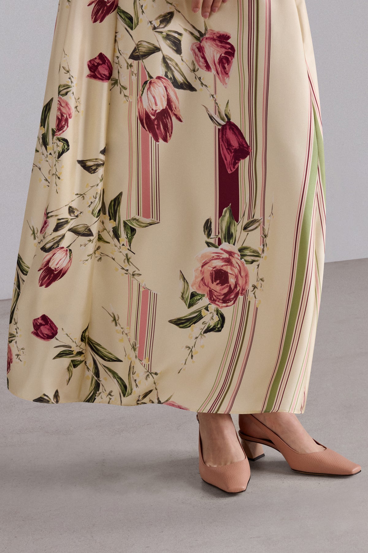 Abito Rose e Tulipani