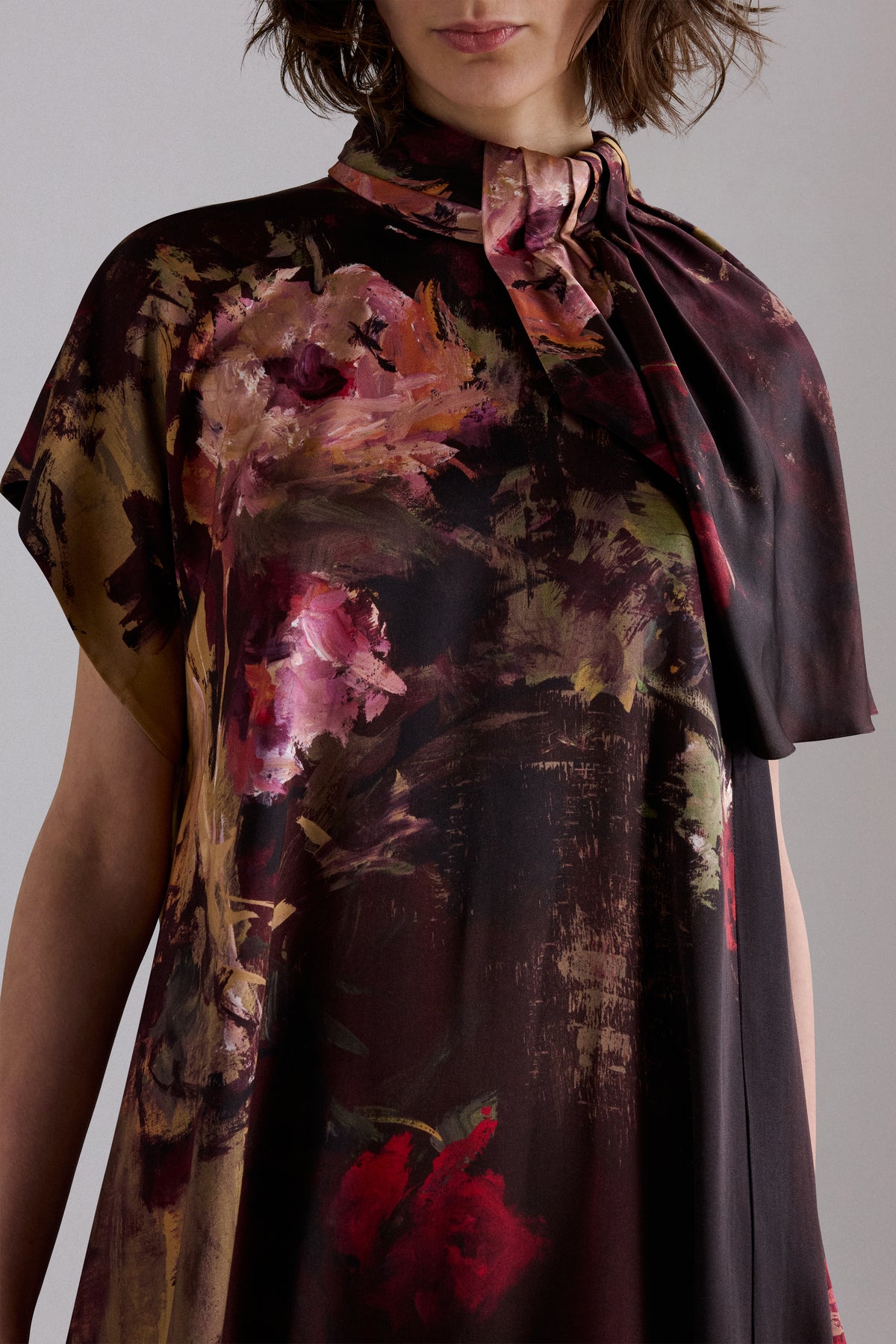Abito Midi in Seta con Stampa Rose Pittoriche