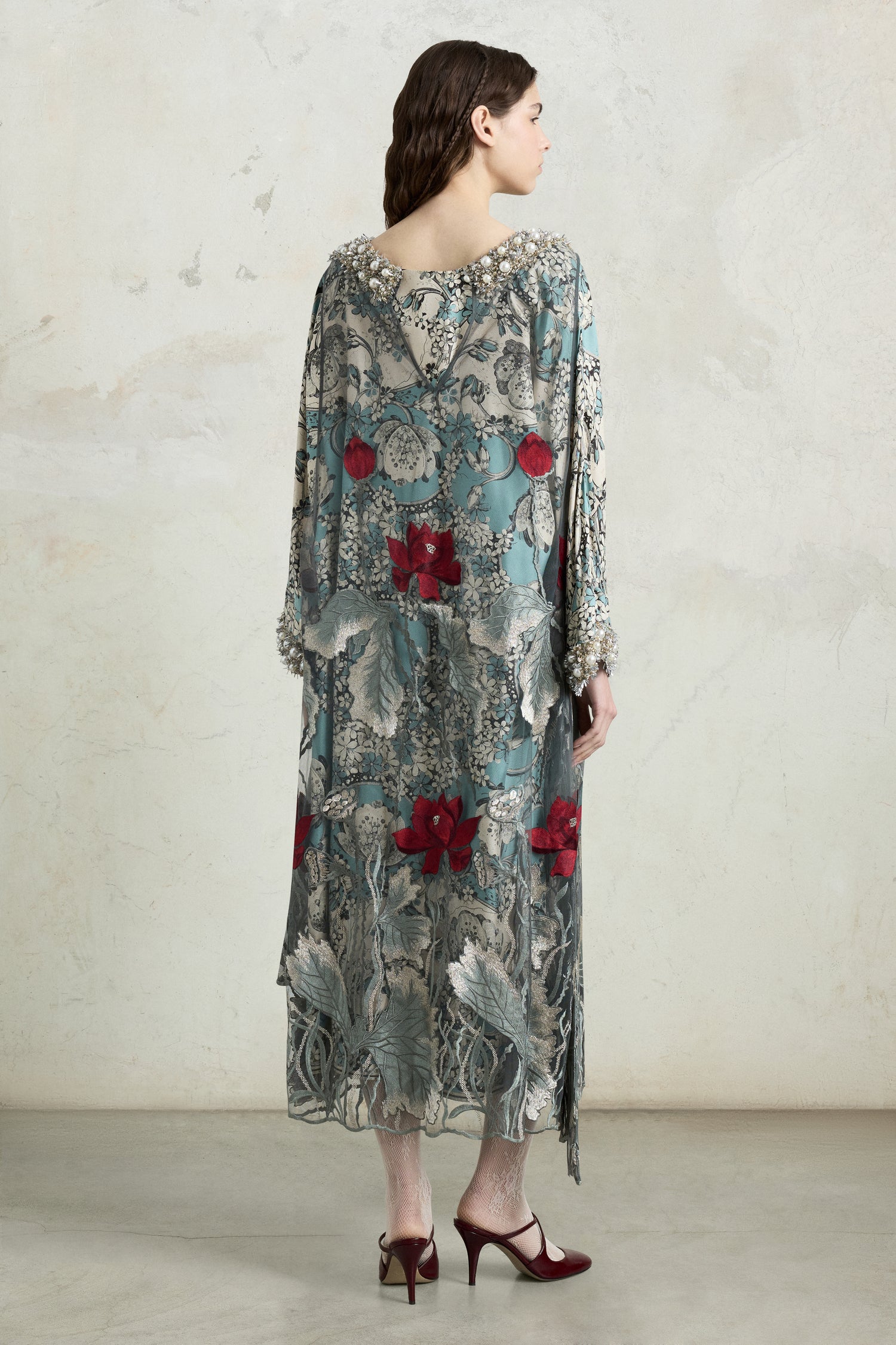 Abito a tunica midi con stampa foulard ricamata