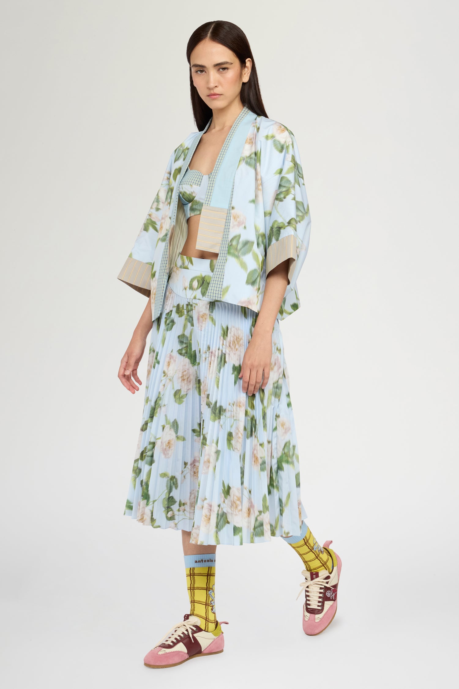Short Kimono with Floral Print