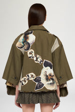 Parka Svasato con Patchwork Floreale