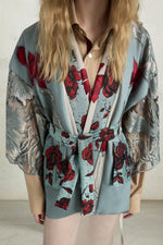 Kimono regolare con fiori ricamati