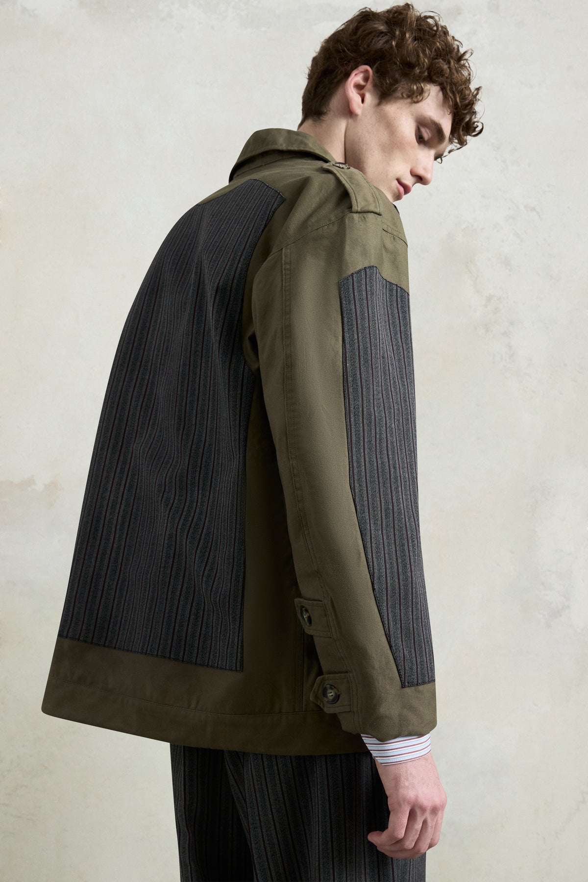 Parka con pannelli a righe