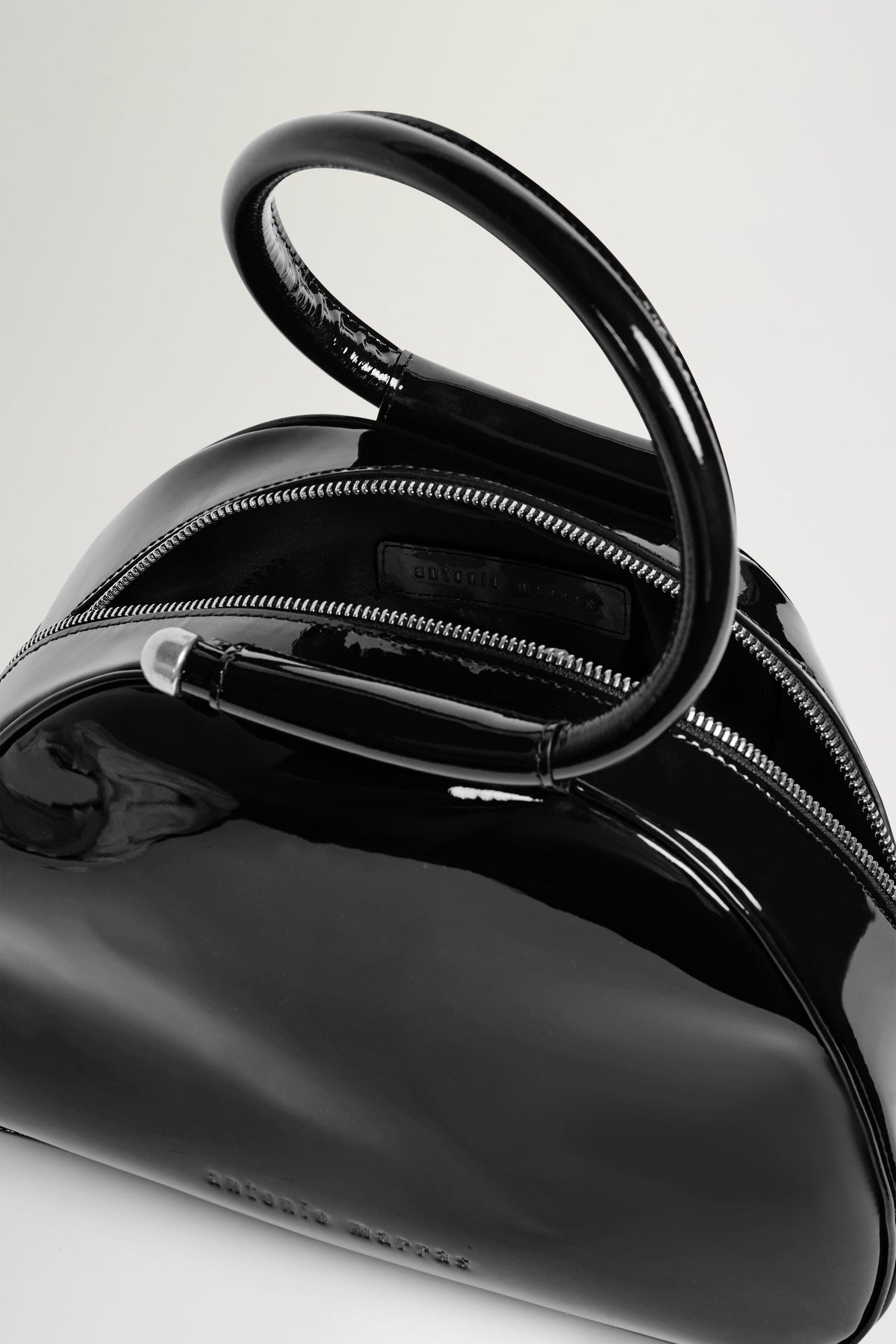 Caragol Bag Nera Vernice