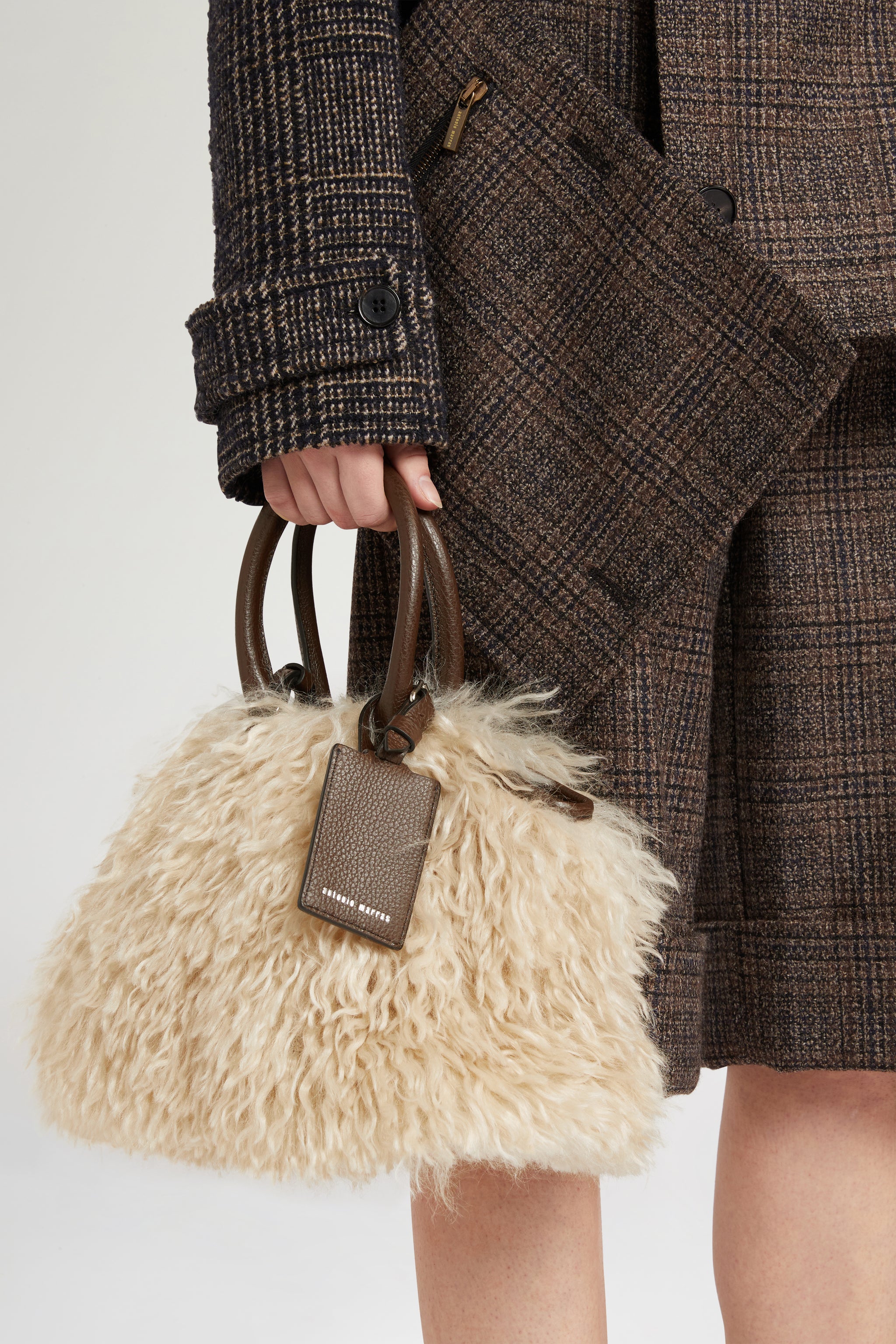 ANTONIO MARRAS ハンドルミニバッグ Elegant women shoulder bag in eco fur Alma Small Antonio Marras