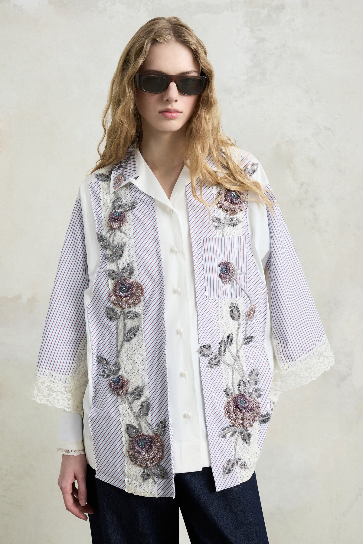 Patchwork Robespierre With Rose Embroidery