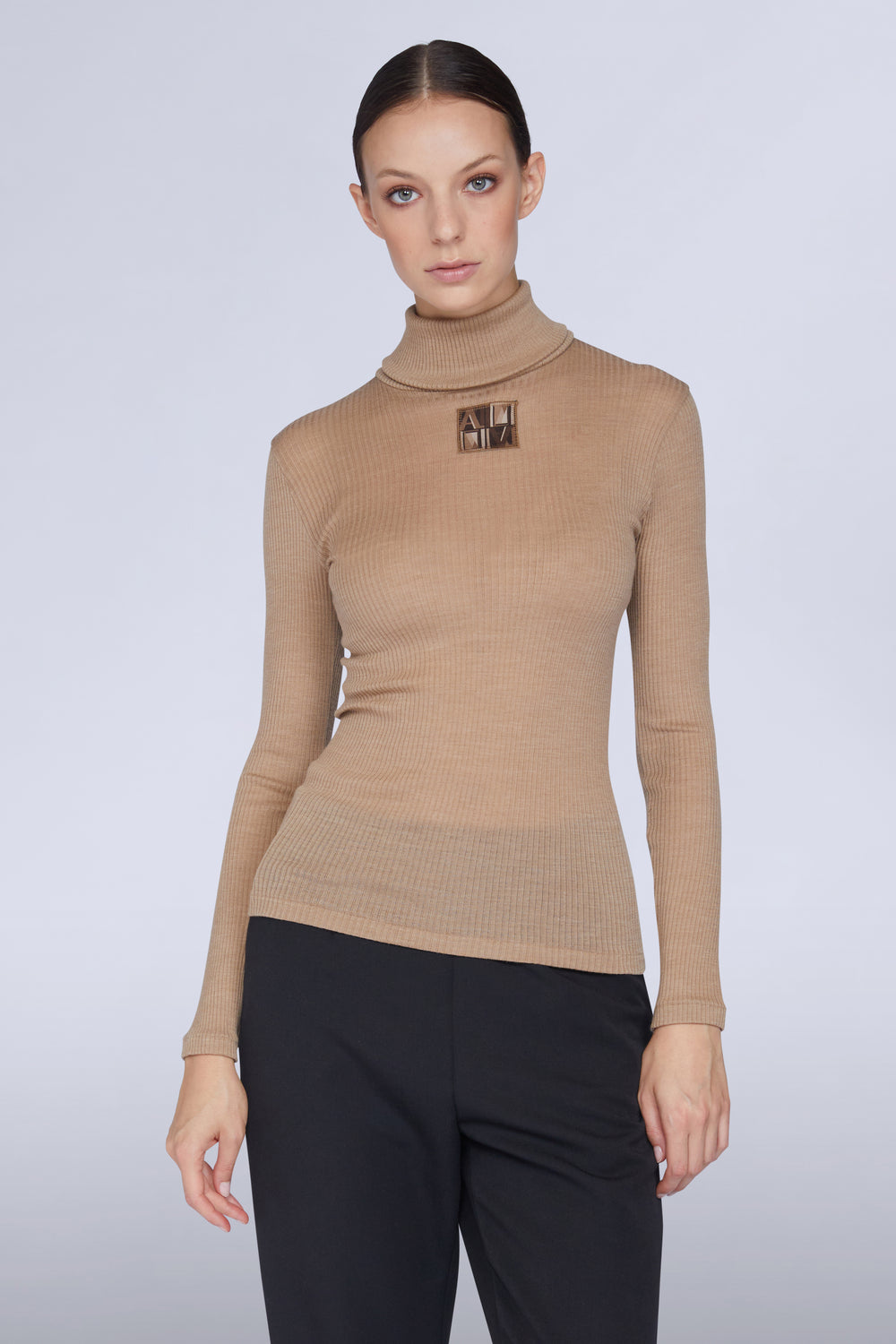 Corole Black