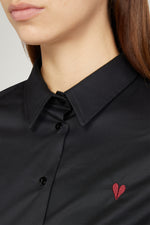 Maglietta Slim Cuore Spezzato Nera