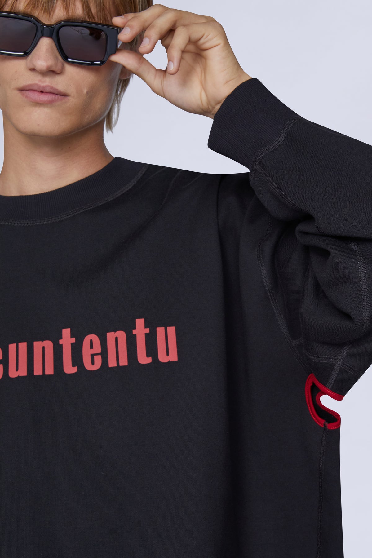 Maicuntentu Black Sweatshirt