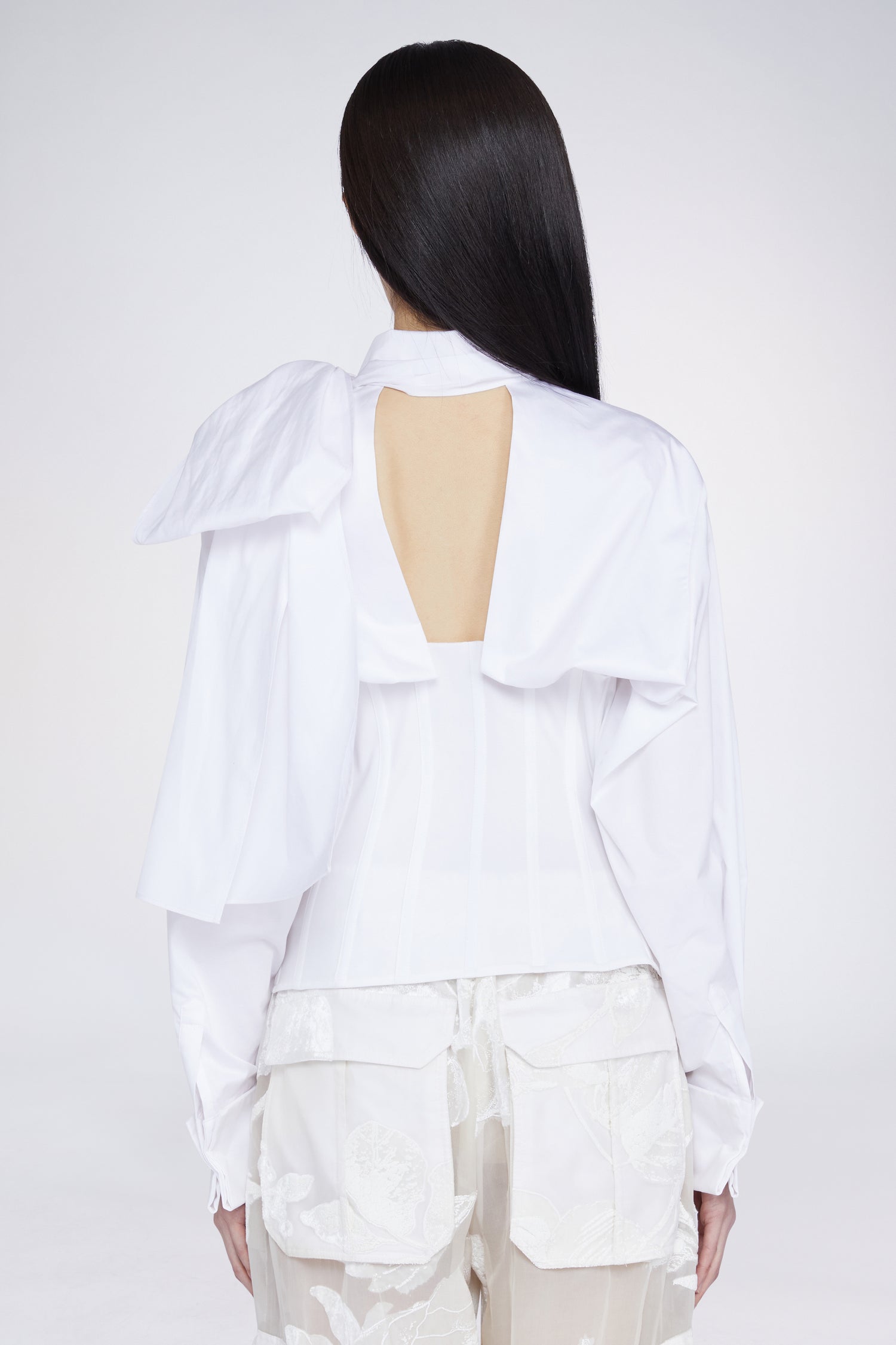 Camicia Bianca con Fiocco