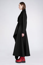 Isolde Black