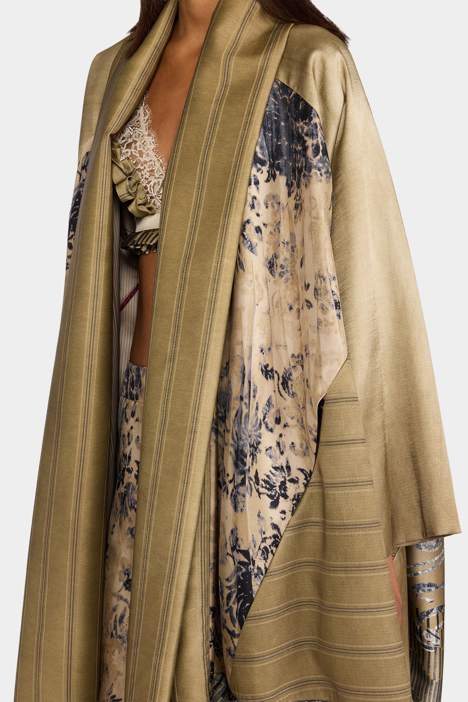 Caban Patchwork con Collo a Scialle