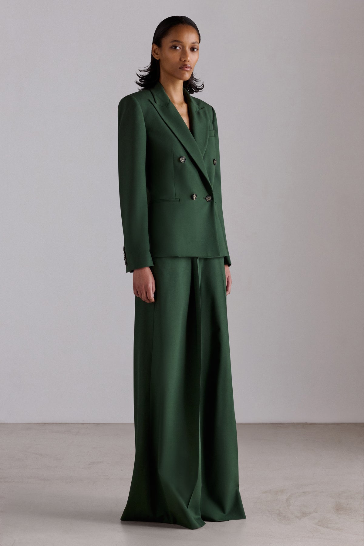 Blazer doppiopetto in lana vergine stretch