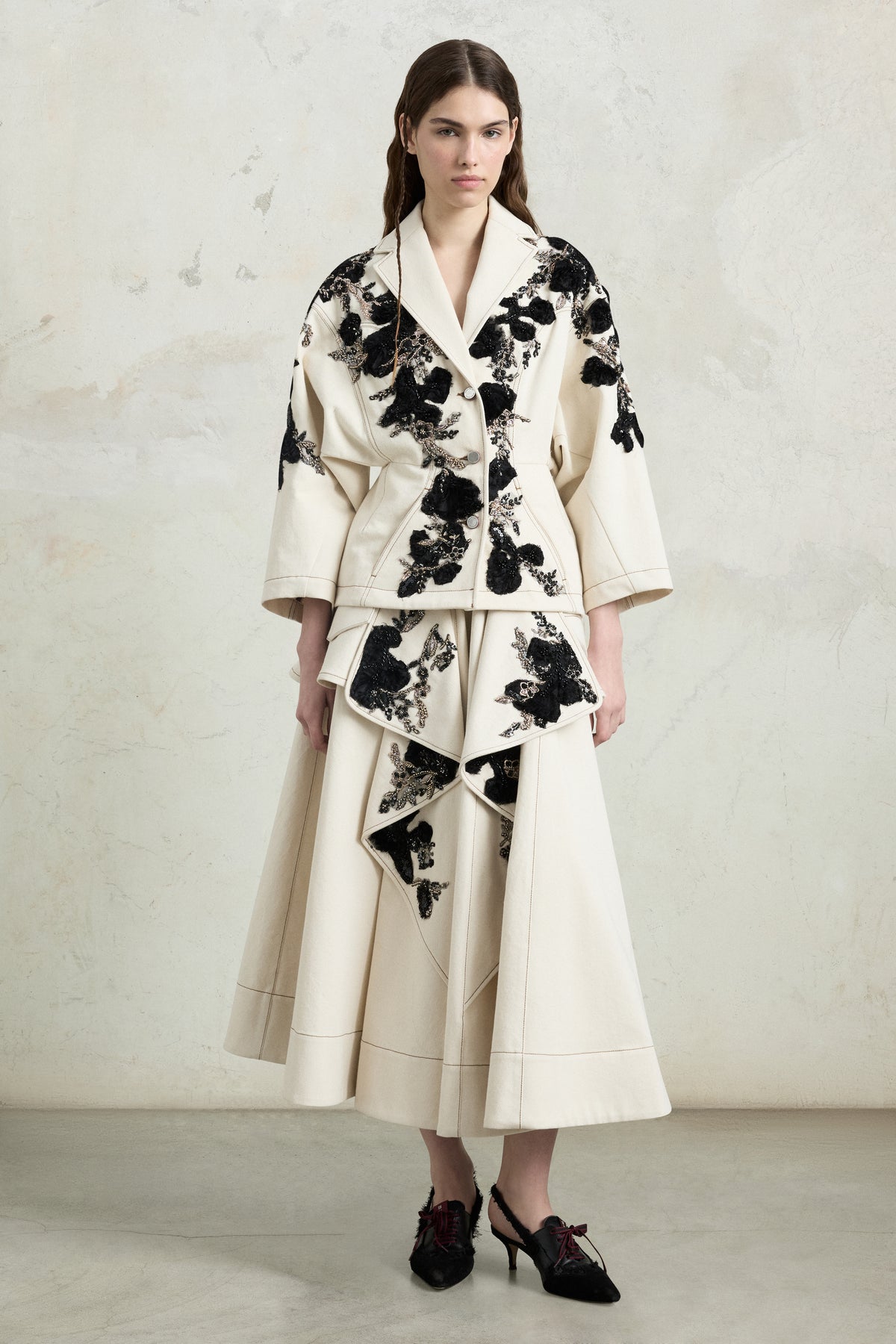 Floral Embroidered Tailored Jacket