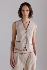 Gilet con Logo Ricamato e Profili a Contrasto