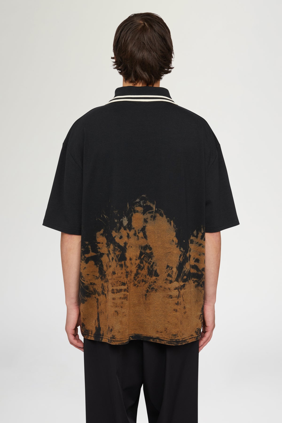 T-shirt Nera & Marrone Maicuntentu