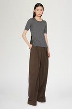 Top in Cashmere con Spacco