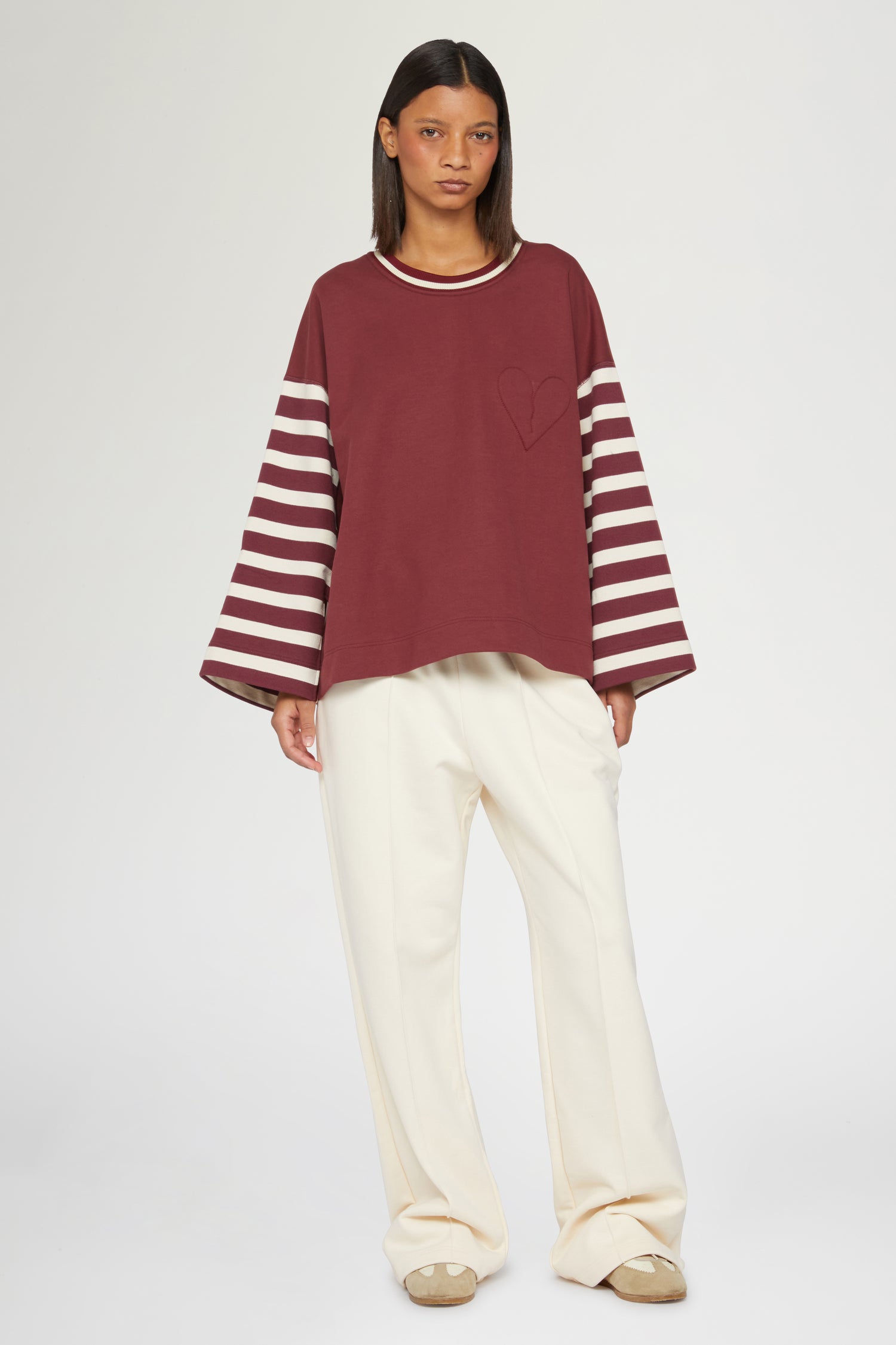Bordeaux T-shirt with Striped Sleeves