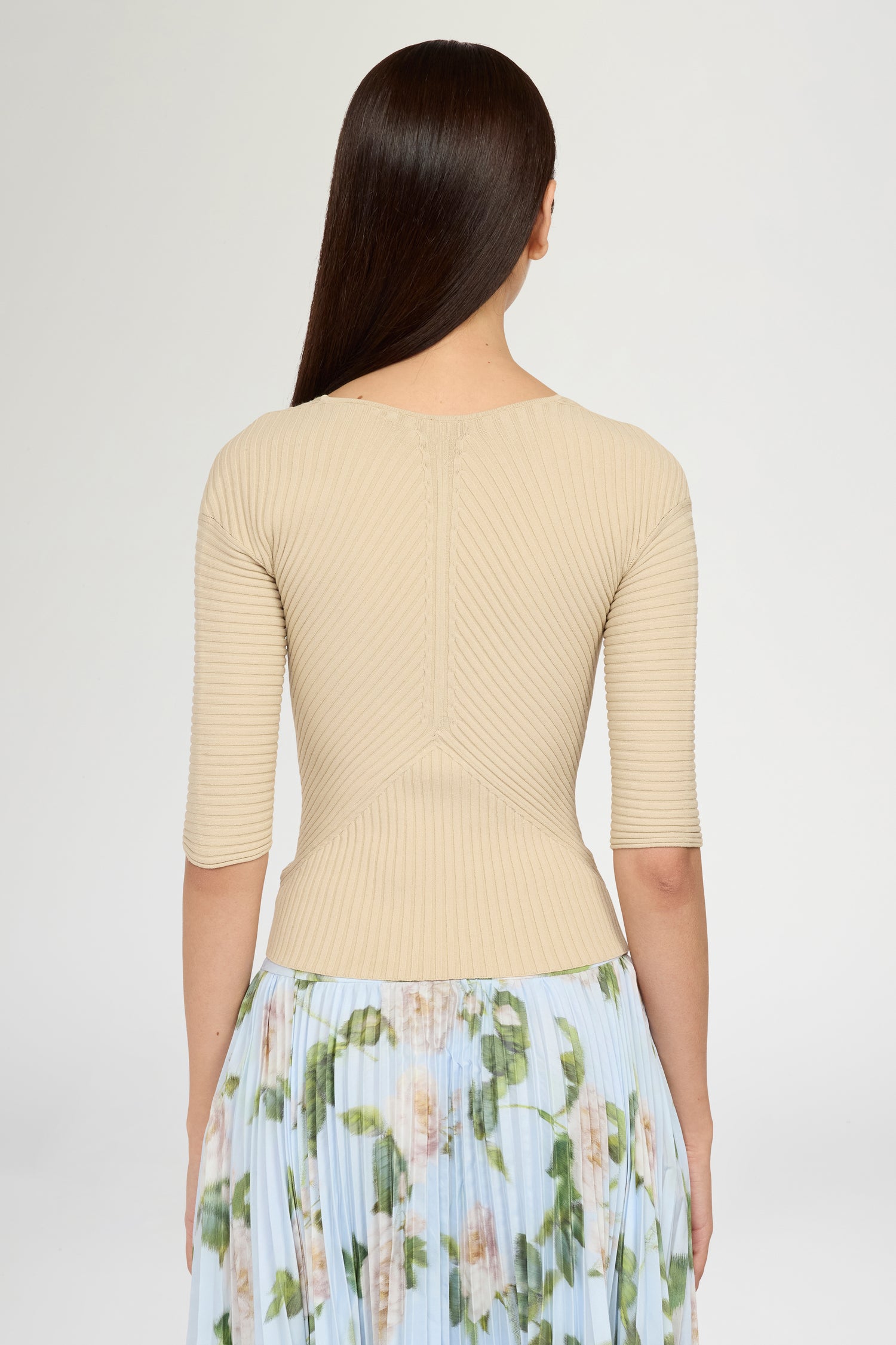 Short-sleeve ribbed top in beige