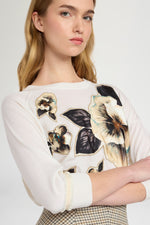 Maglione in Cashmere con Patch Floreale