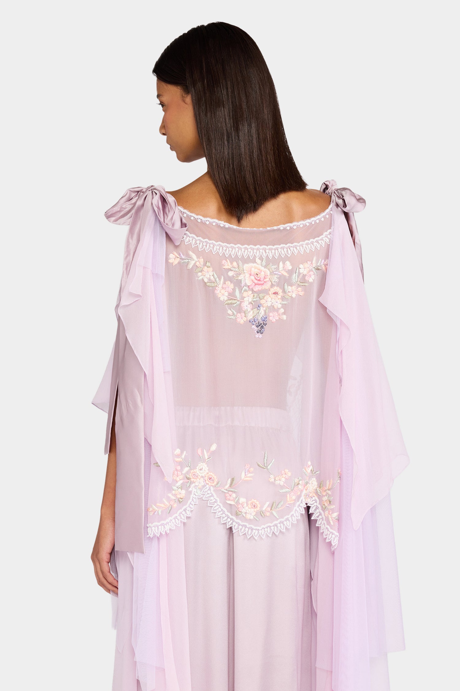 Top Drappeggiato con Ricami